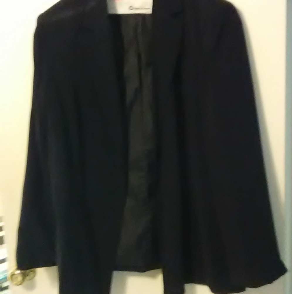 Navy blue blazer with lining